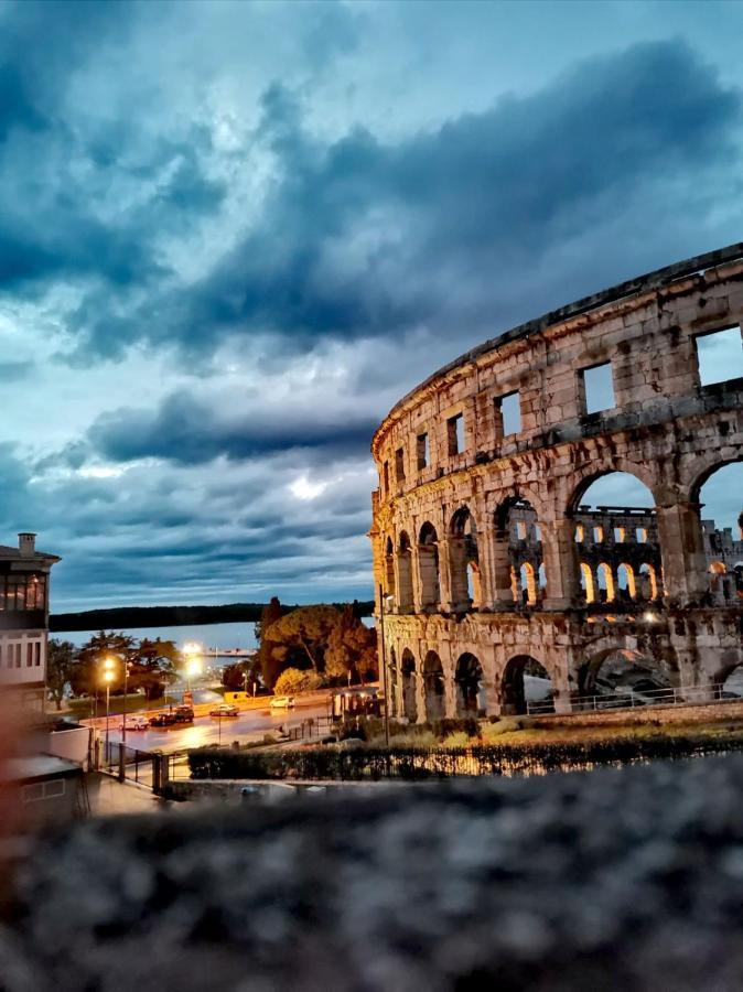 Apartment Andreas - Amphitheater - Pula Extérieur photo