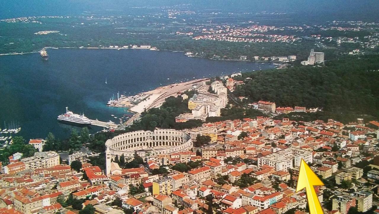 Apartment Andreas - Amphitheater - Pula Extérieur photo